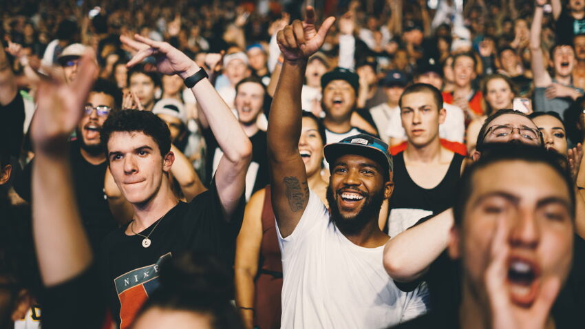 Custom Geo Targeting and Audiences on Social Media