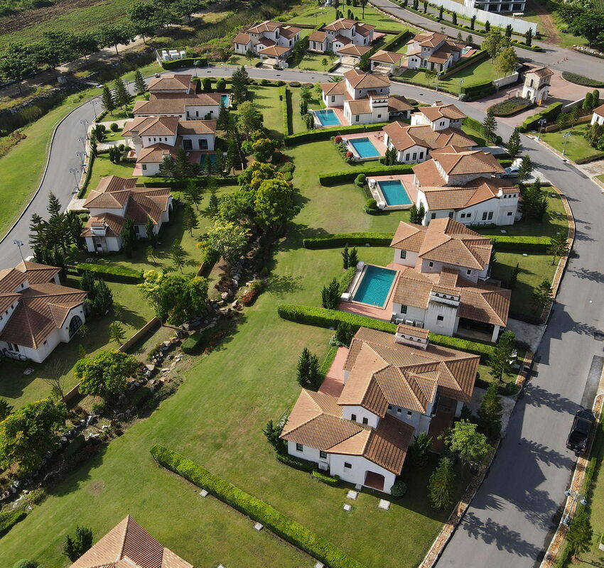 aerial shot of high-end house in the luxury real estate industry