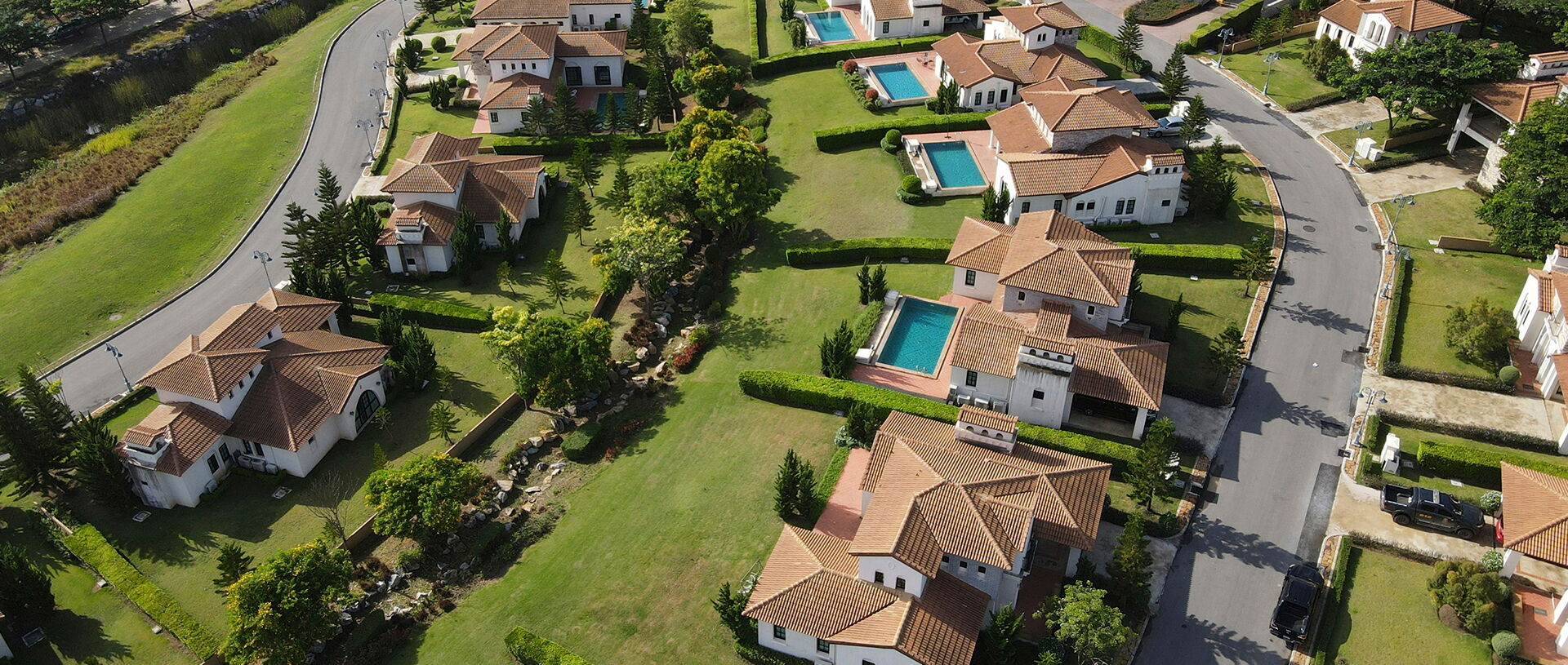 aerial shot of high-end house in the luxury real estate industry